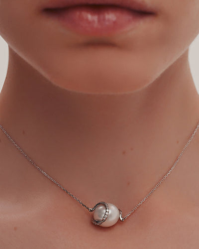 Overtone Diamond Necklace